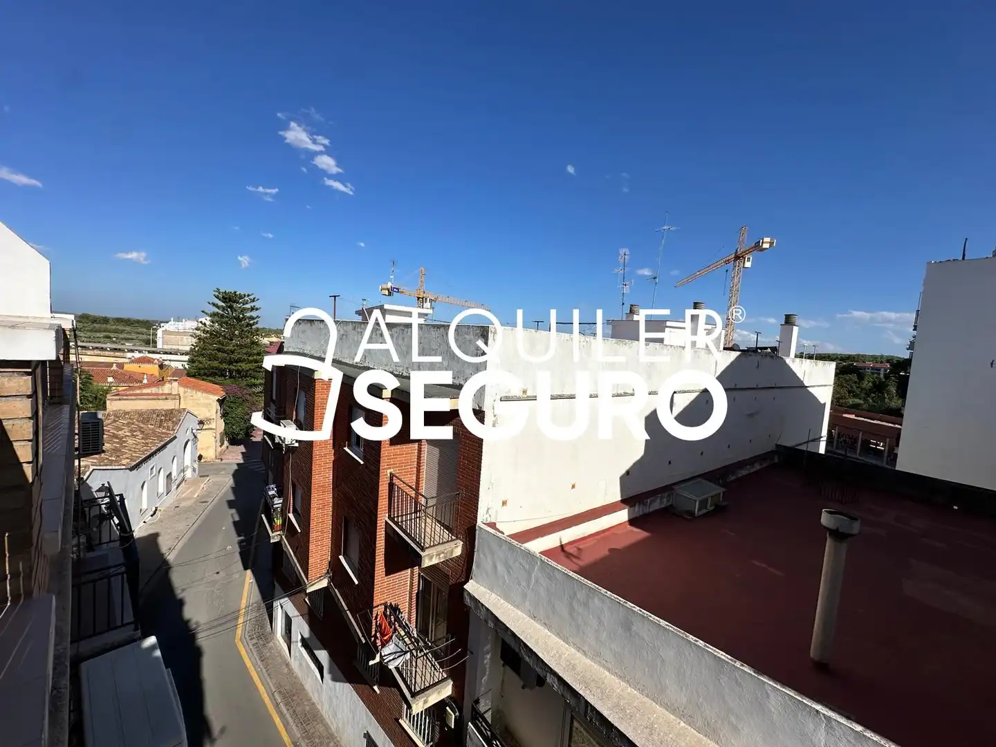 Exterior view of Flat for rent in Chiva  with Air Conditioner, Terrace and Furnished