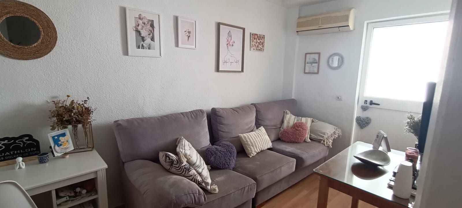 Sala de estar de Apartamento en venta en  Huelva Capital con Aire acondicionado y Amueblado