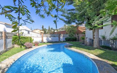 Piscina de Casa o xalet en venda en Málaga Capital amb Calefacció, Jardí privat i Terrassa