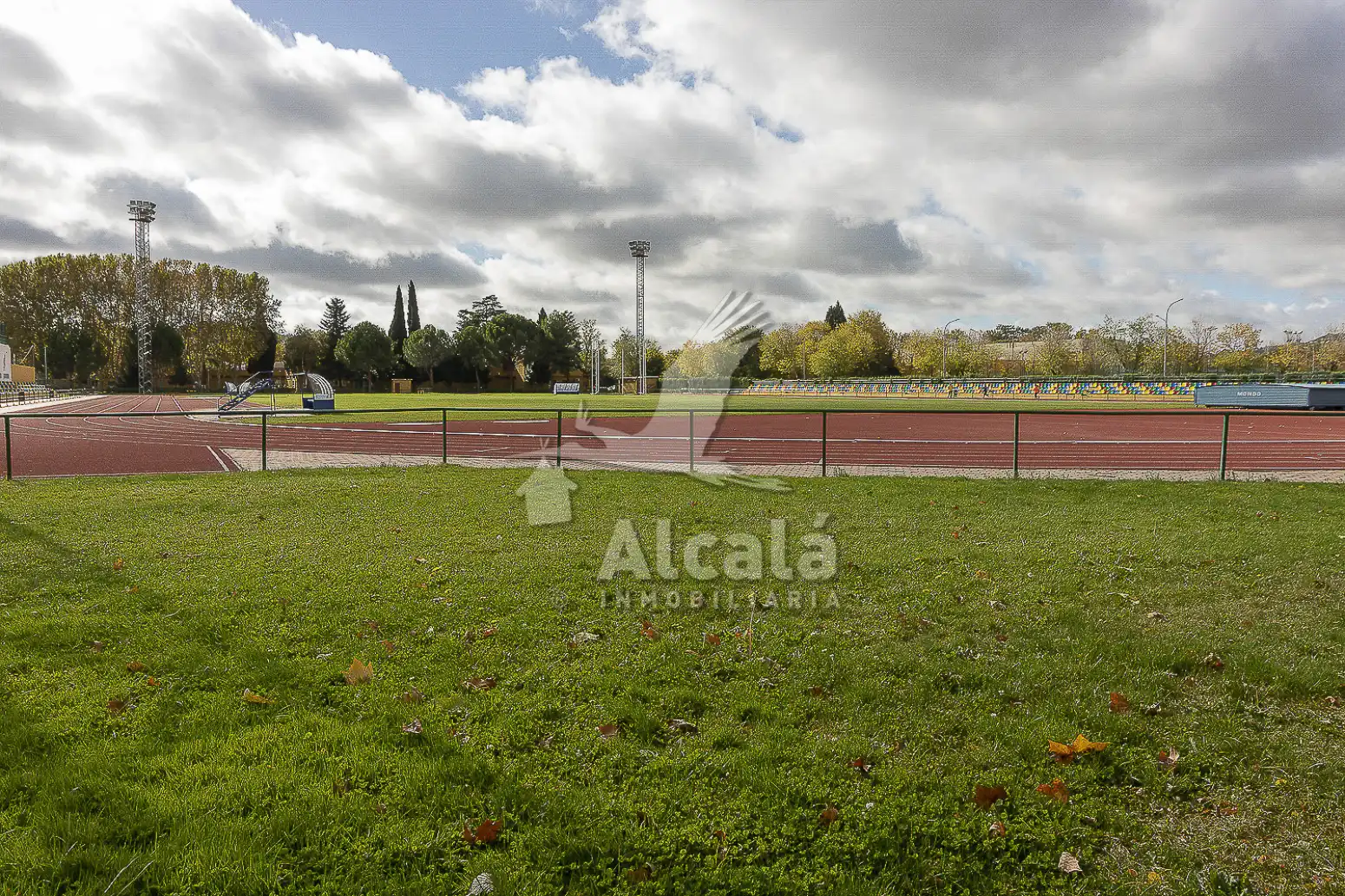 Piso en venta en Alcalá de Henares con Calefacción y Terraza