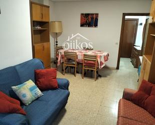 Living room of Flat to rent in Salamanca Capital  with Heating, Furnished and Oven