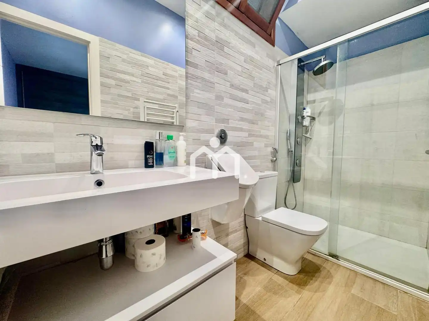 Baño de Casa o chalet en venta en Badalona con Aire acondicionado, Calefacción y Jardín privado
