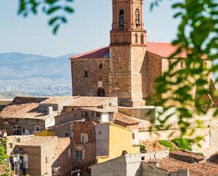 Vista exterior de Finca rústica en venda en Olvés amb Calefacció, Terrassa i Moblat