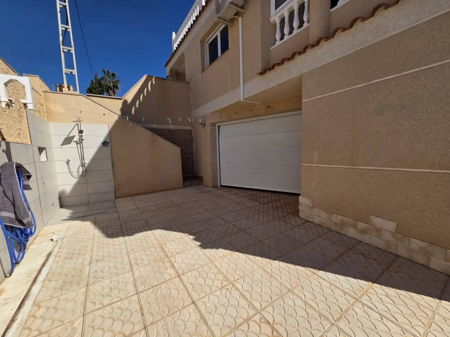 Vista exterior de Casa o chalet en venta en Águilas con Aire acondicionado, Terraza y Piscina