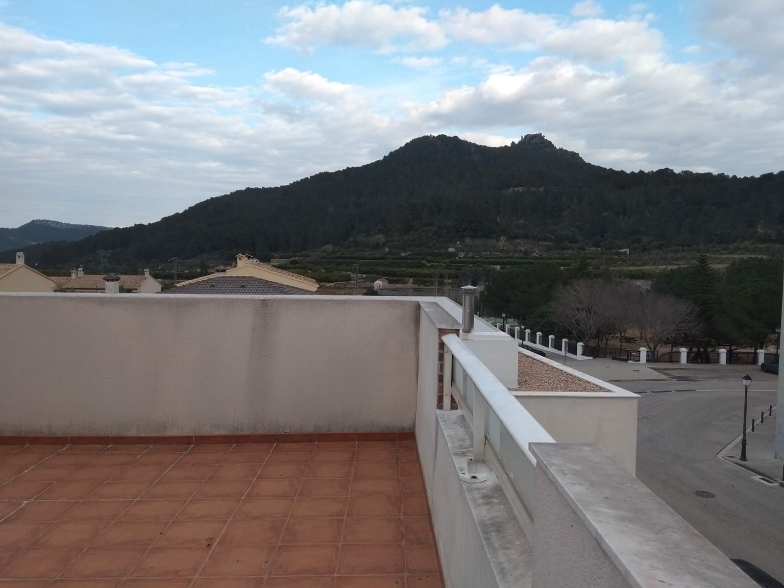 Casa adosada en venda a Carrer Castell, Alfauir