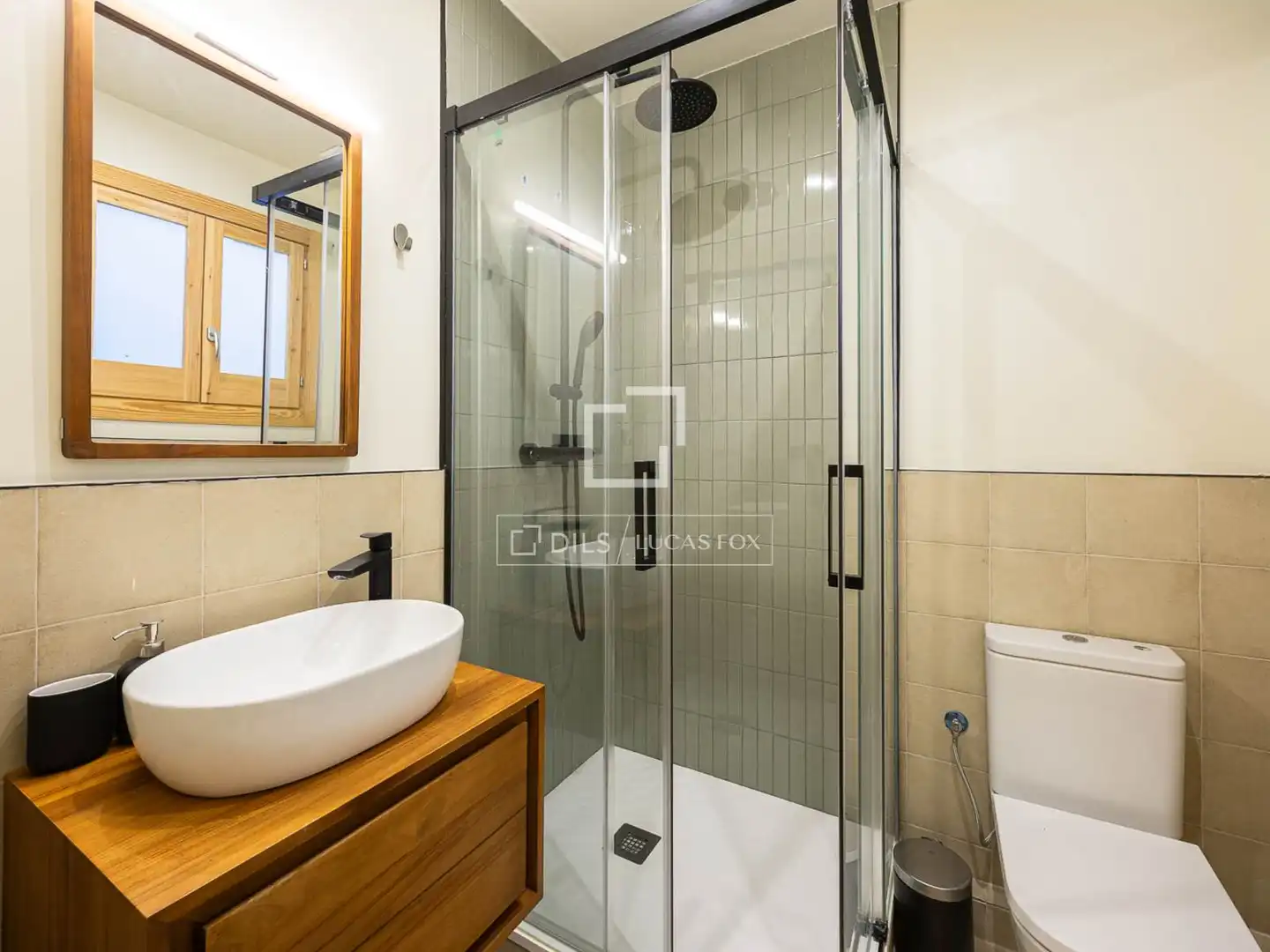 Baño de Piso en venta en Ciutat Vella