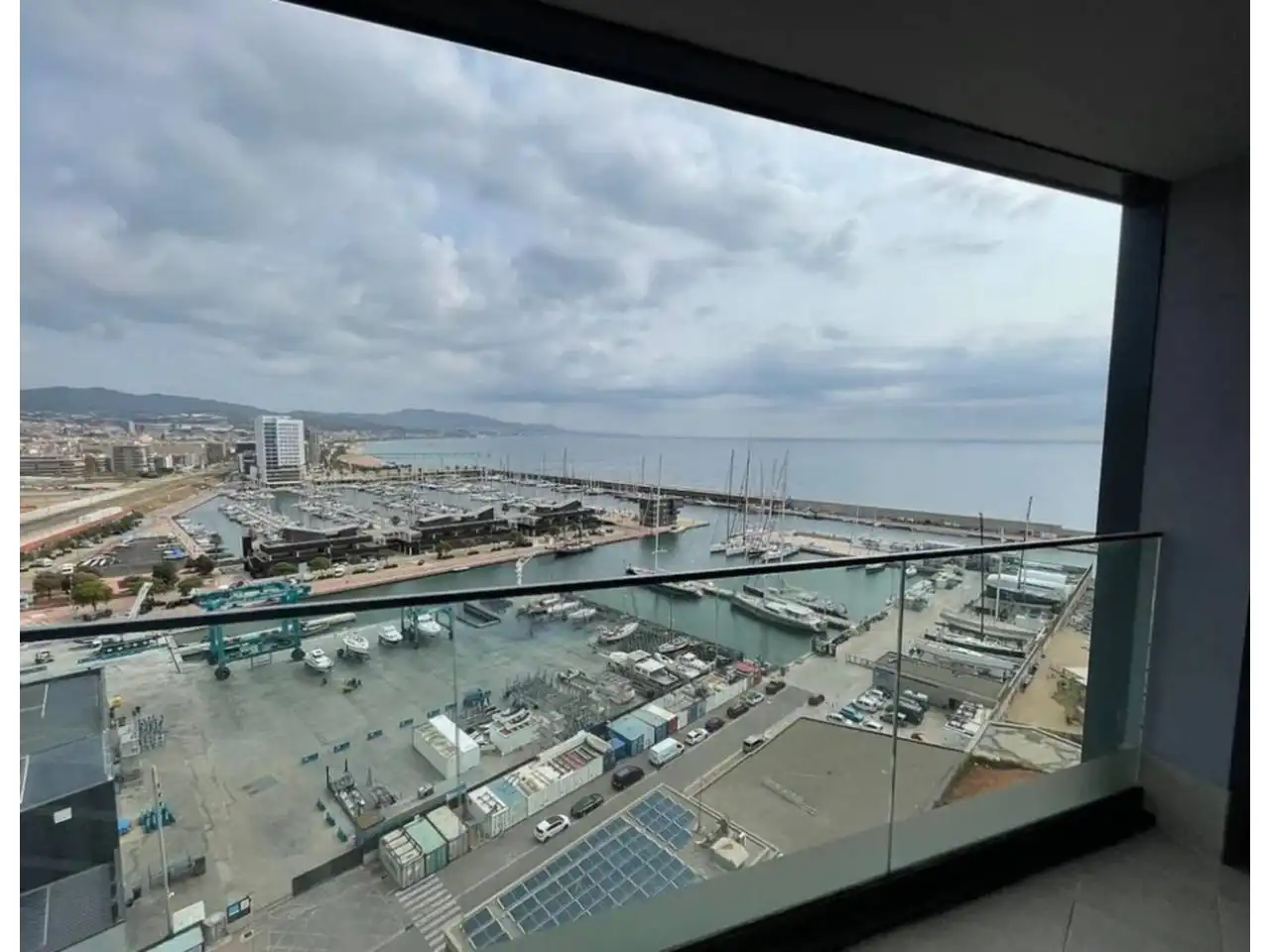 Dúplex en venta en Badalona con Terraza, Trastero y Balcón