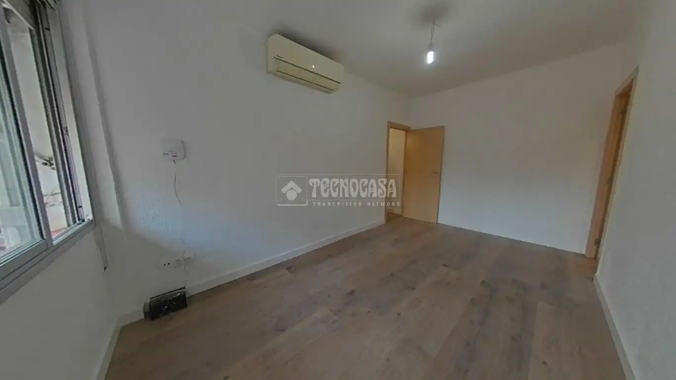 Piso en venta en Cornellà de Llobregat