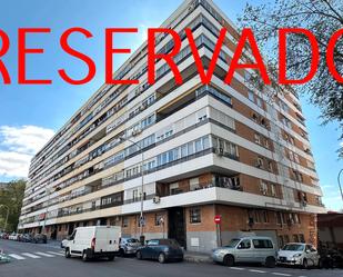 Vista exterior de Pis en venda en  Madrid Capital amb Parquet, Terrassa i Traster