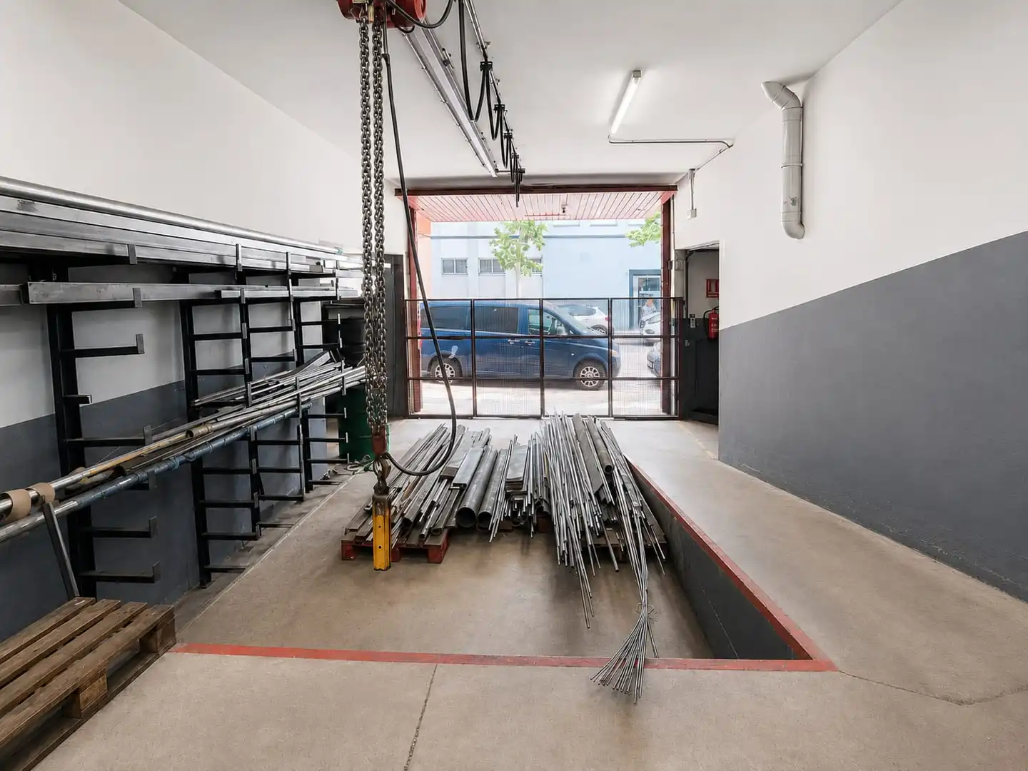 Industrial building for sale in Carrer de Girona, imagen 2