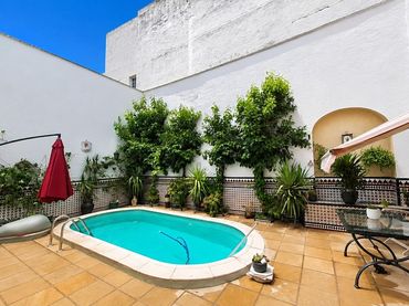Casa amb piscina en venda a Centro