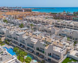 Vista exterior de Àtic en venda en Torrevieja amb Aire condicionat, Terrassa i Balcó