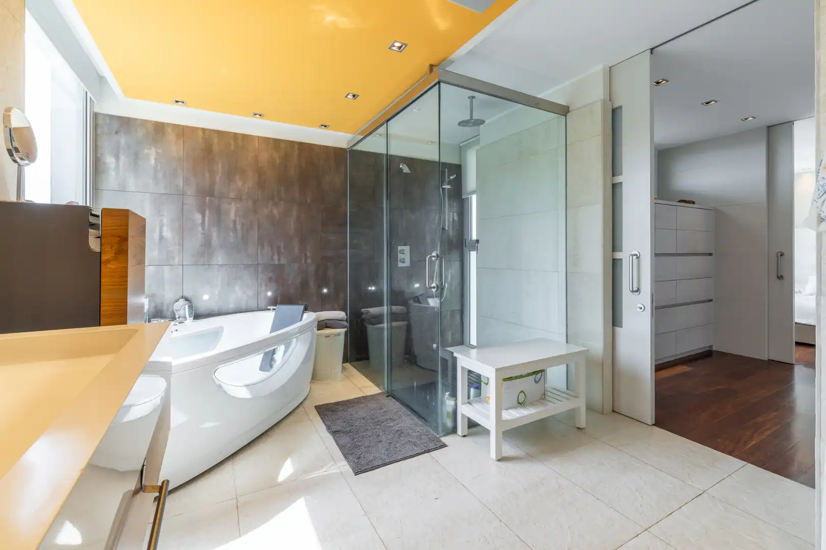 Bathroom of Houses for sale in Cerdanyola del Vallès  with Furnished