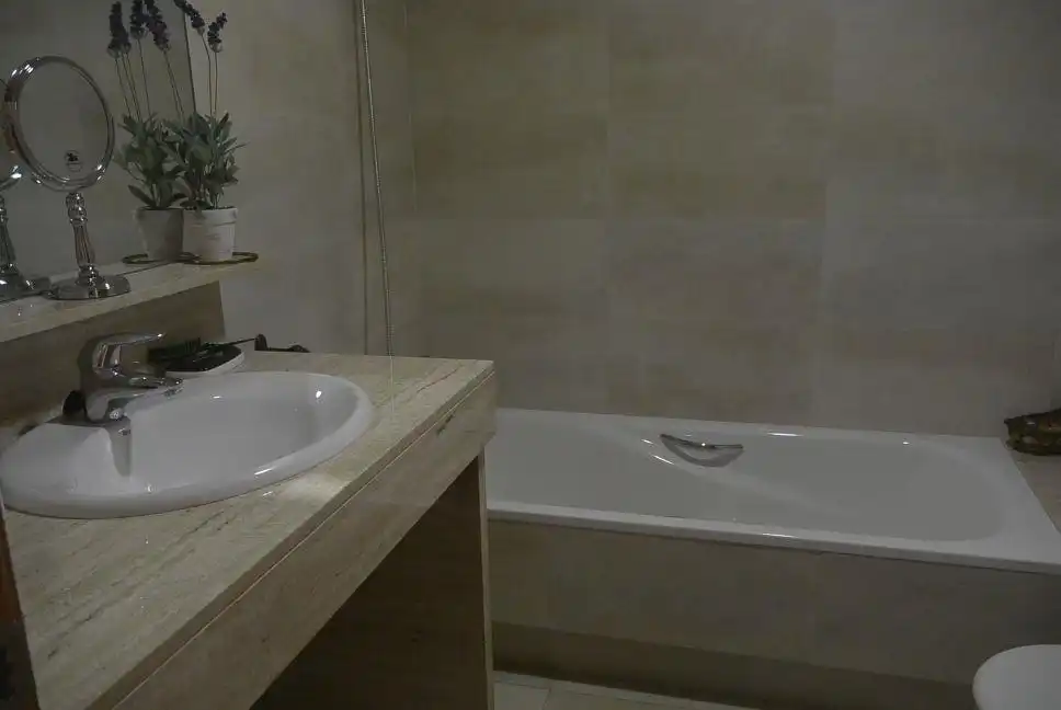 Badezimmer von Wohnung zur Miete in Sant Andreu de Llavaneres mit Heizung, Parkett und Terrasse