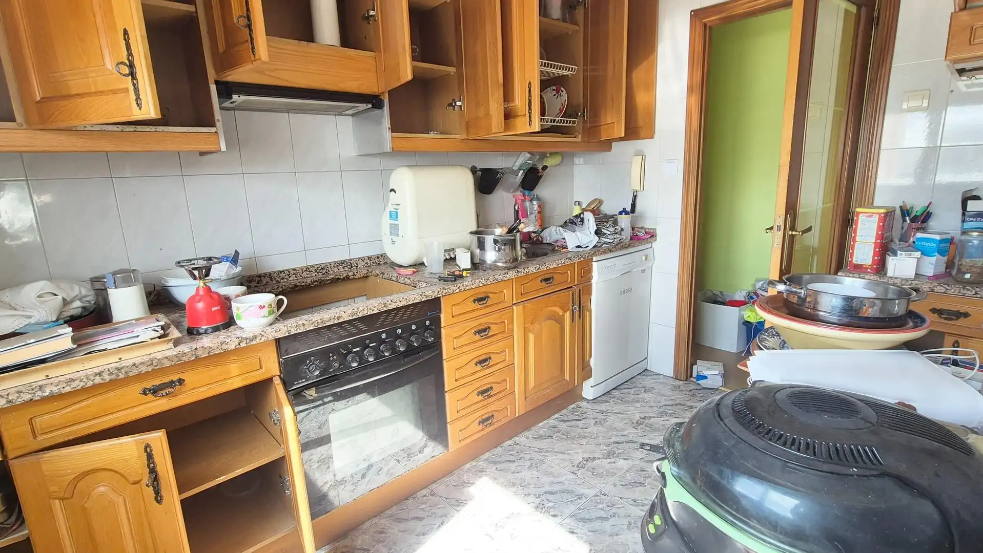 Cuina de Pis en venda en Castellanos de Moriscos amb Calefacció, Traster i Balcó
