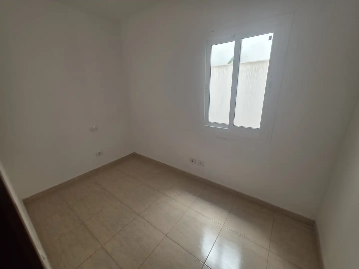 Piso con ascensor en venta en Calle Maninidra, imagen 4