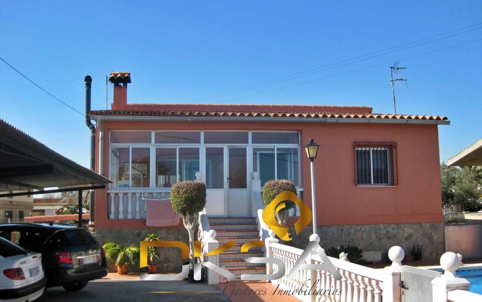 Vista exterior de Casa o chalet en venta en Castellón de la Plana / Castelló de la Plana con Aire acondicionado, Calefacción y Jardín privado