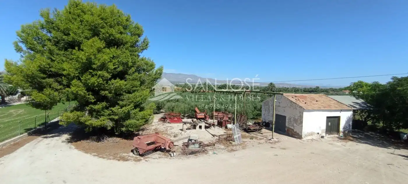 Casa o chalet en venta en Crevillent con Aire acondicionado, Calefacción y Jardín privado