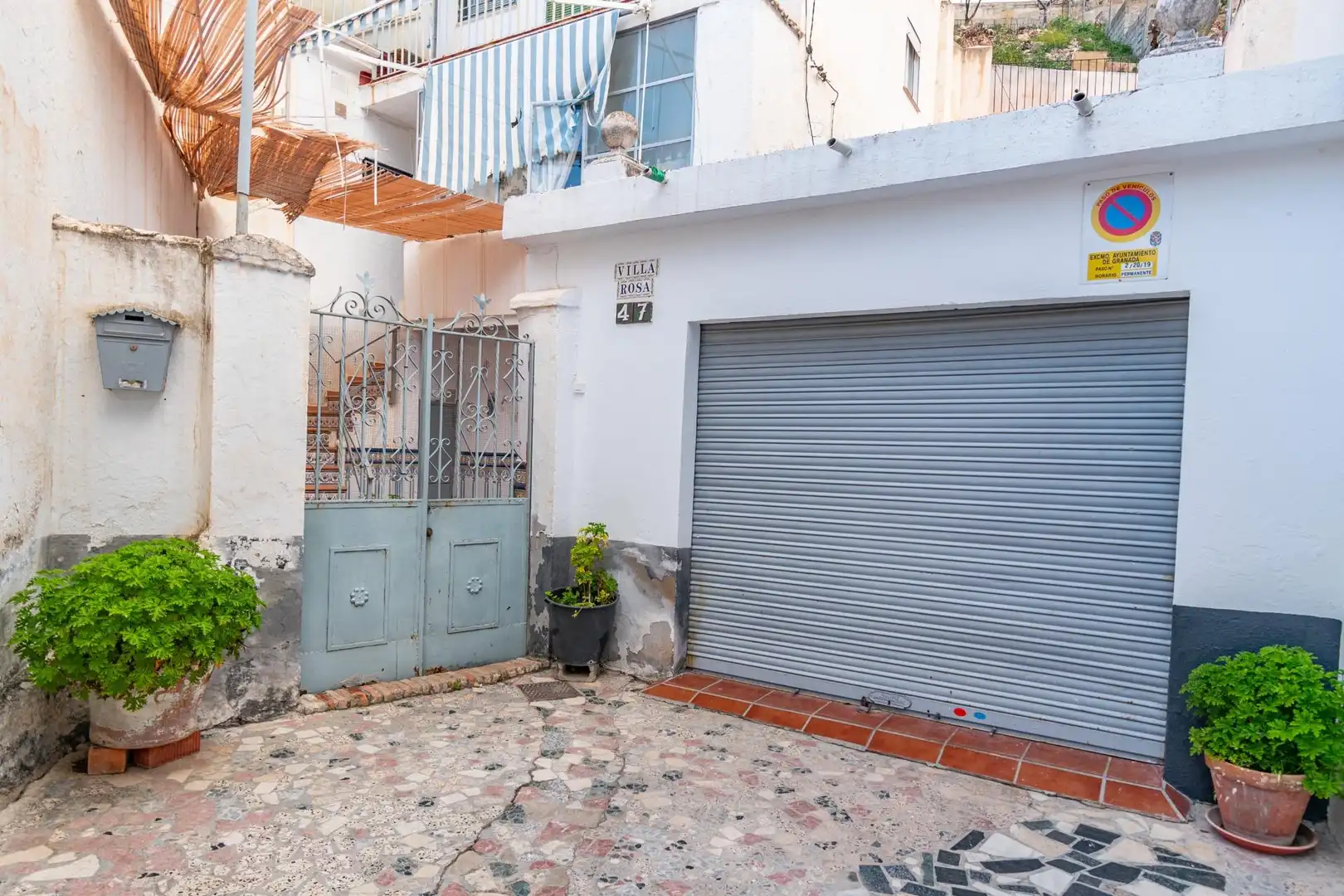 Vista exterior de Casa o chalet en venta en  Granada Capital con Jardín privado y Terraza
