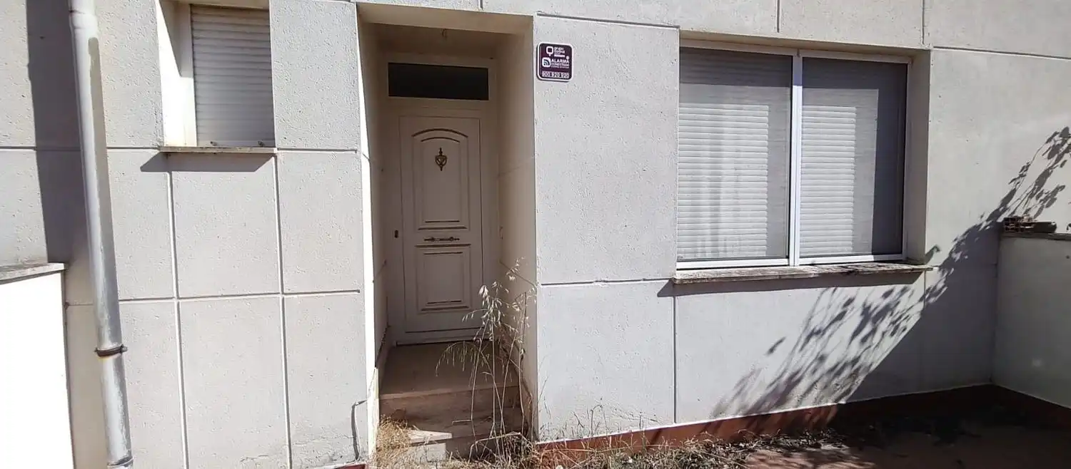 Casa adosada en venda a Viejo de Medina, Pozaldez