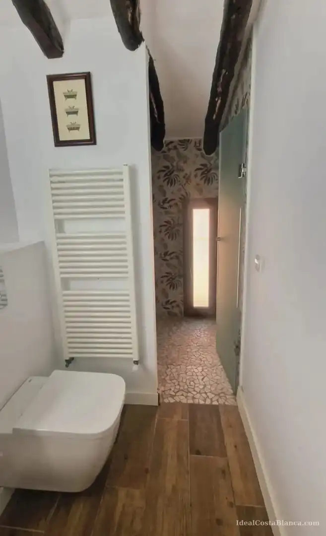 Casa adosada en venta en Confrides, Alicante