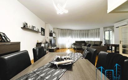 Sala d'estar de Pis en venda en Sabadell amb Aire condicionat, Calefacció i Terrassa