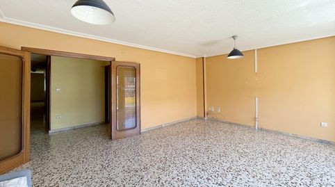 Foto 3 de Piso de alquiler en Avenida Constitucion, Novelda, Alicante