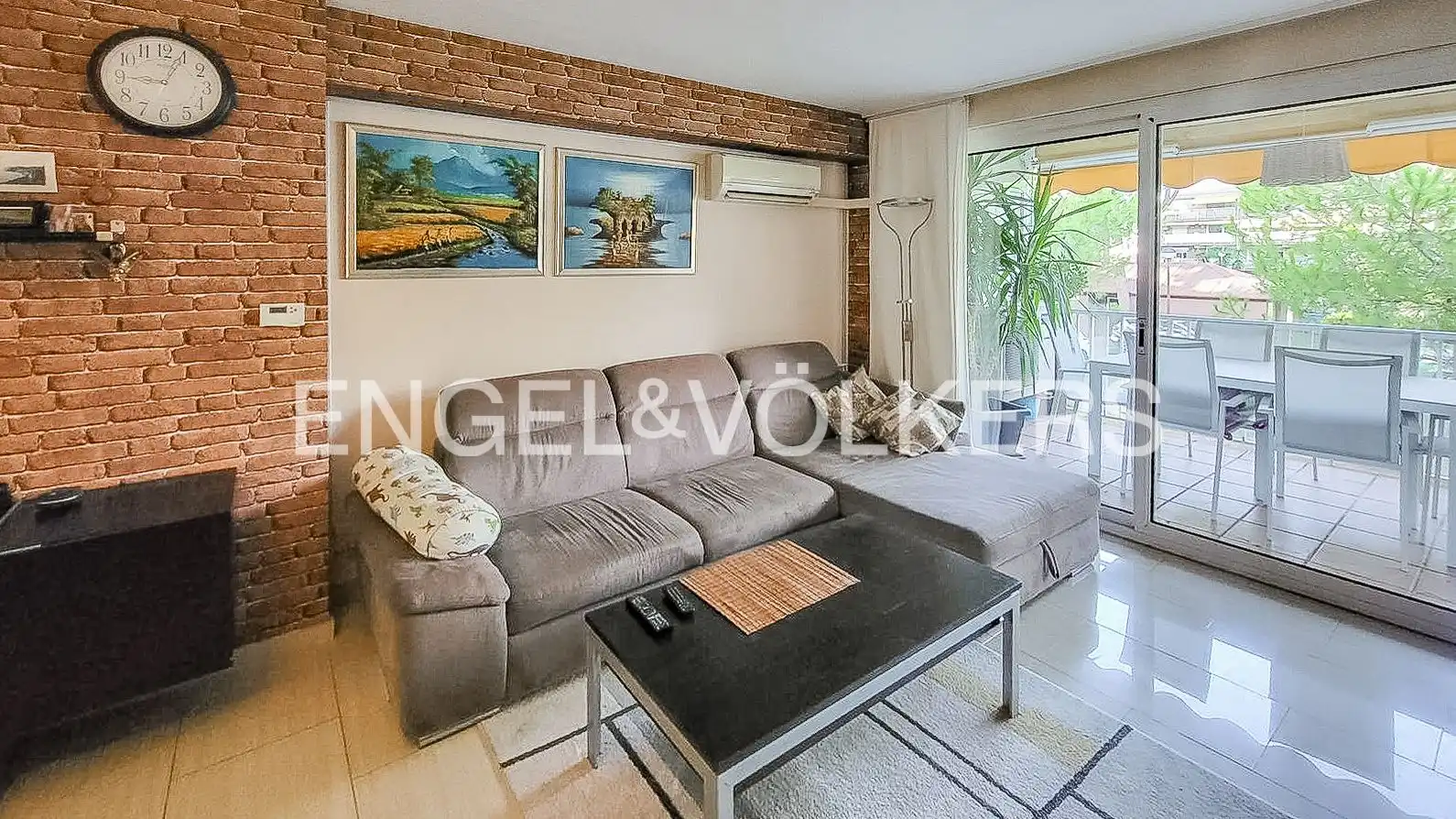 Living room of Flat for rent in Gavà  with Air Conditioner, Heating and Swimming Pool