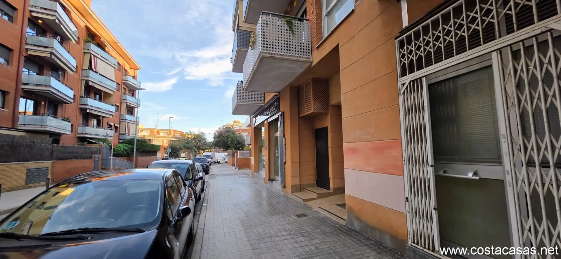 Local comercial en venta en Castell - Poble Vell, imagen 5
