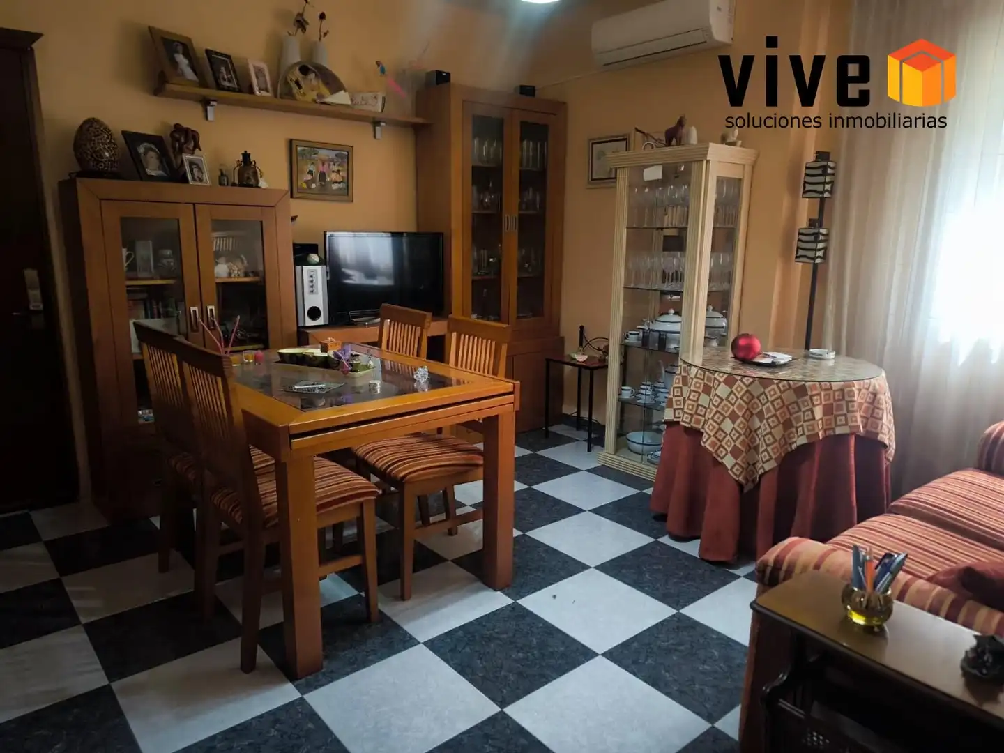 Comedor de Piso en venta en  Sevilla Capital con Aire acondicionado