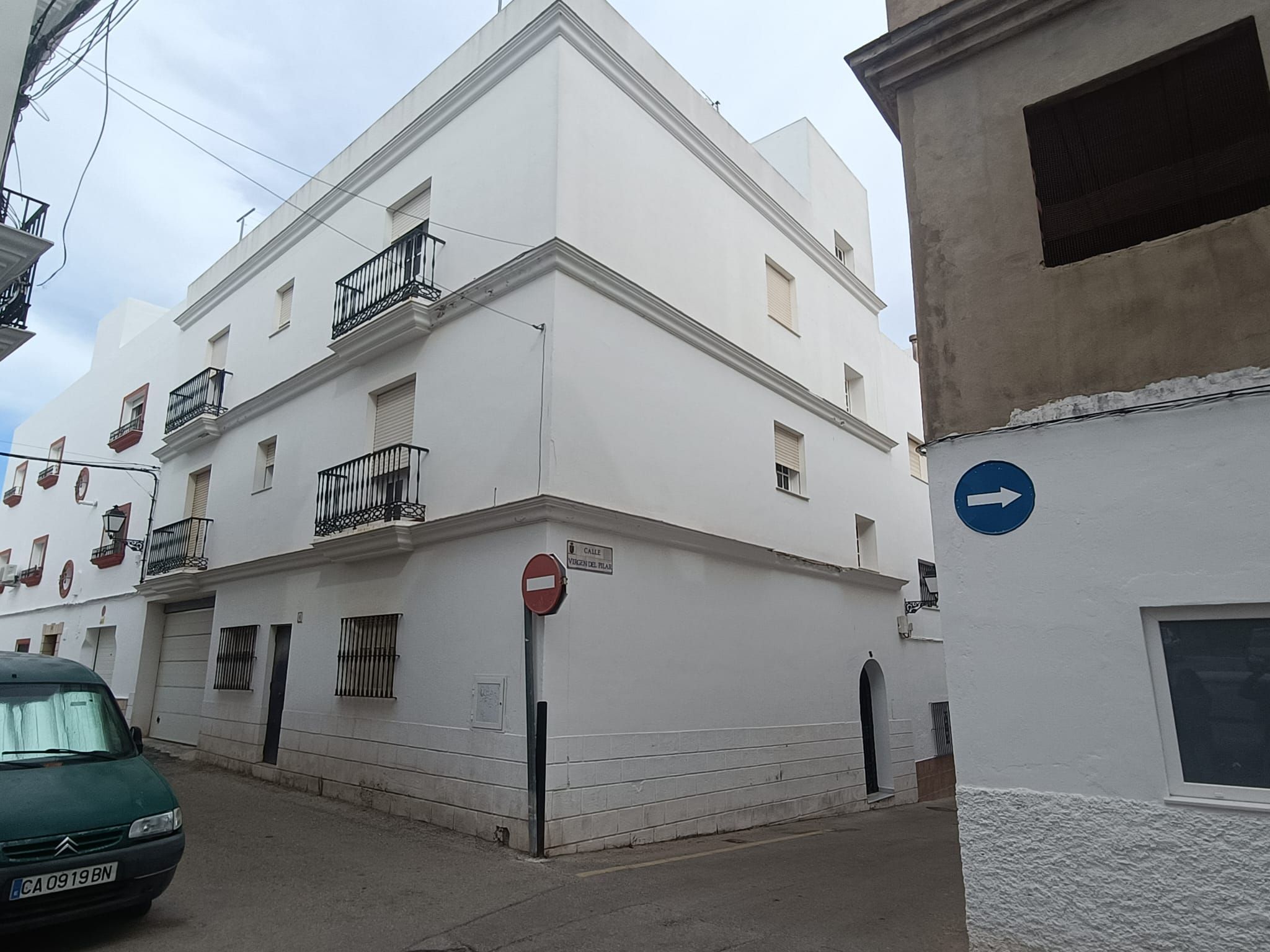 Vista exterior de Edificio en venta en Conil de la Frontera