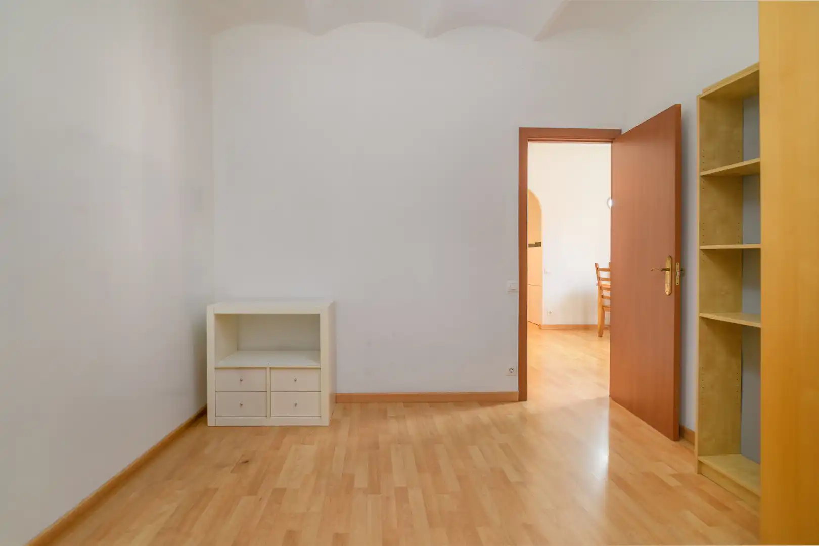 Bedroom of Flat for sale in Barcelona  with Parquet flooring, Terrace and Balcony