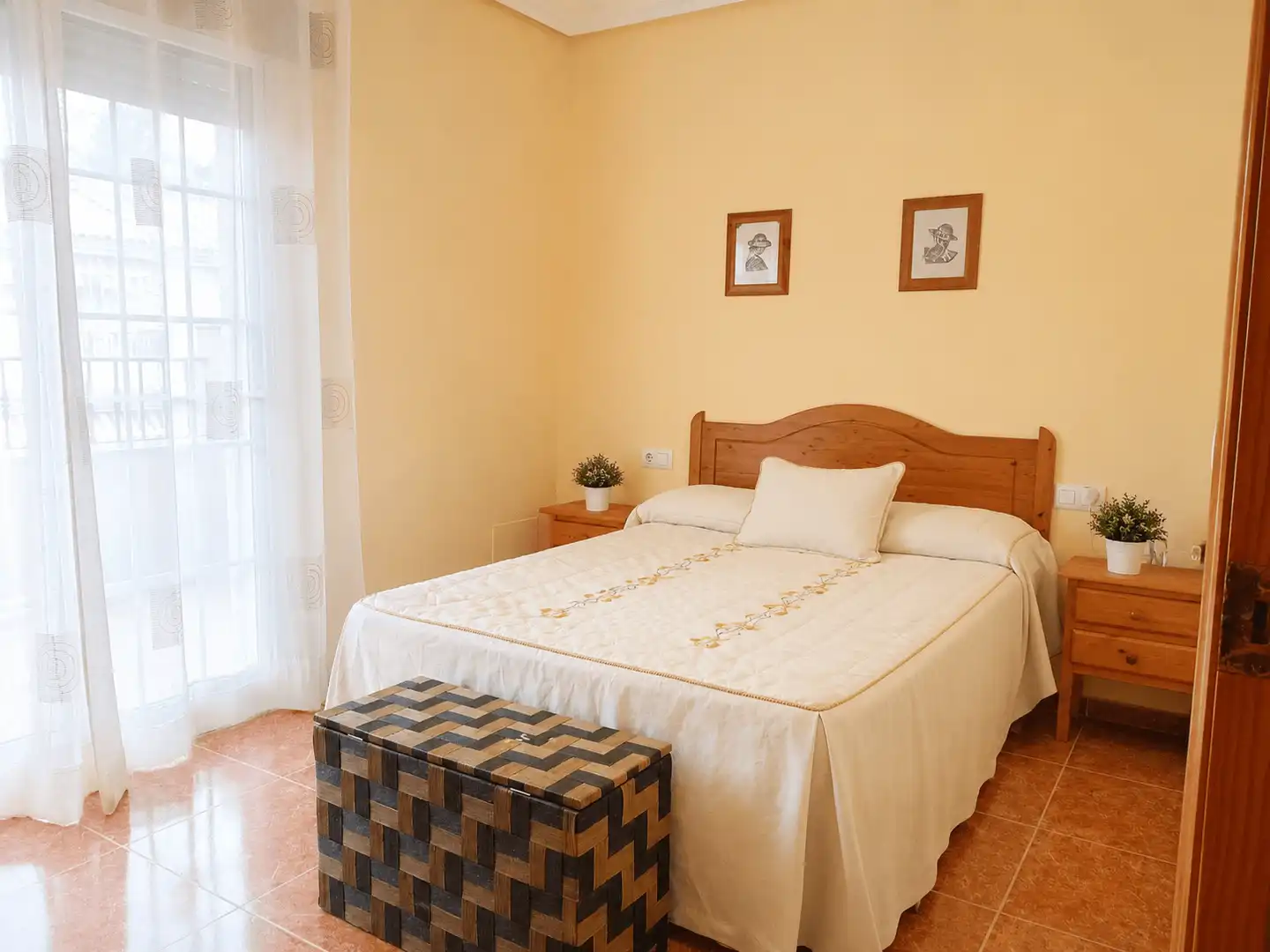 Dormitori de Casa adosada en venda en Cartagena amb Aire condicionat, Terrassa i Traster