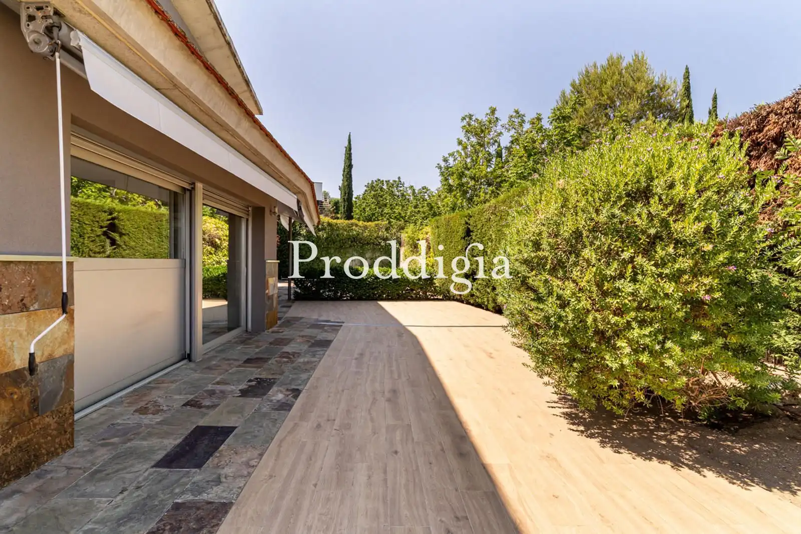 Garden of Houses for sale in Sant Cugat del Vallès  with Air Conditioner, Terrace and Storage room