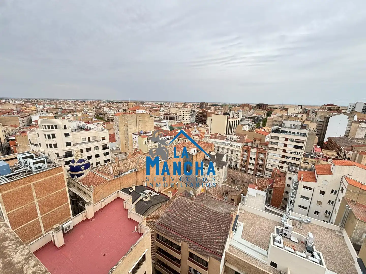 Vista exterior de Piso en venta en Carretas - Pajarita