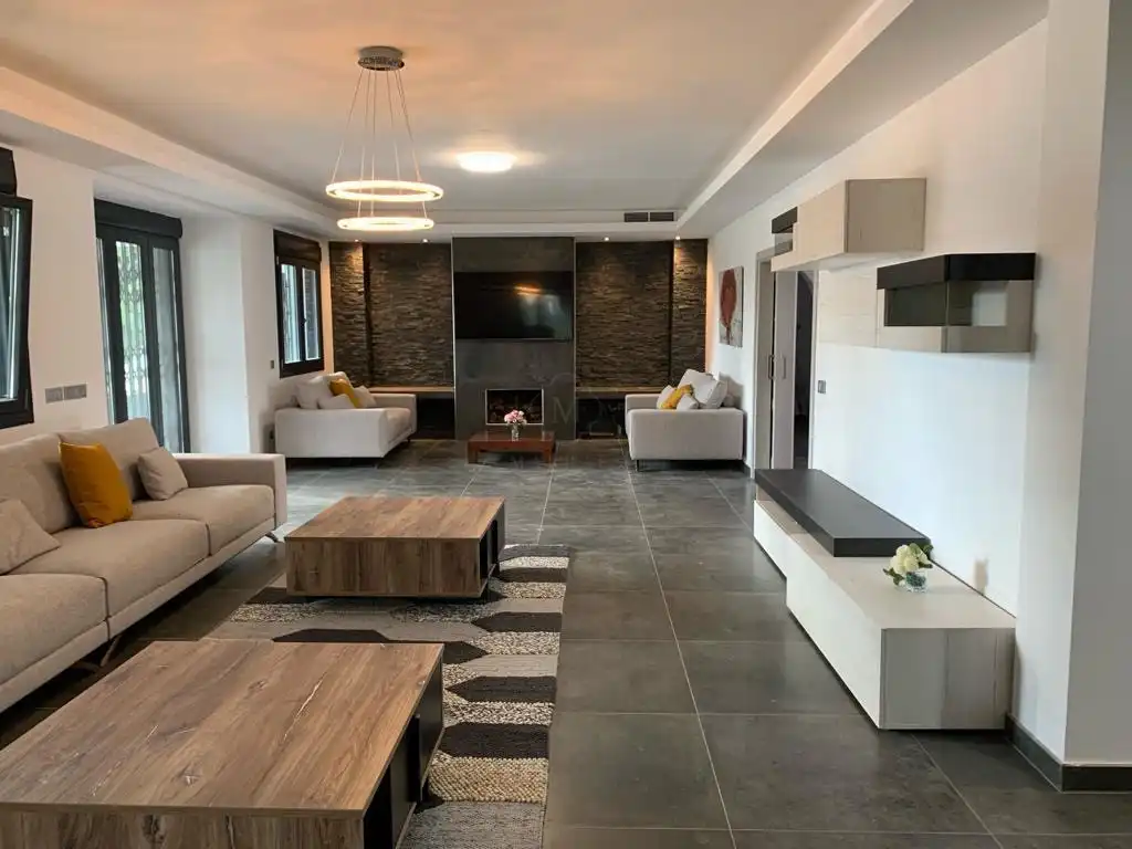 Sala d'estar de Casa o xalet de lloguer en Marbella amb Jardí privat i Piscina