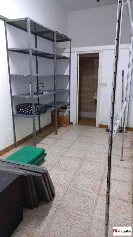 Local comercial en venda a Centro, imagen 4