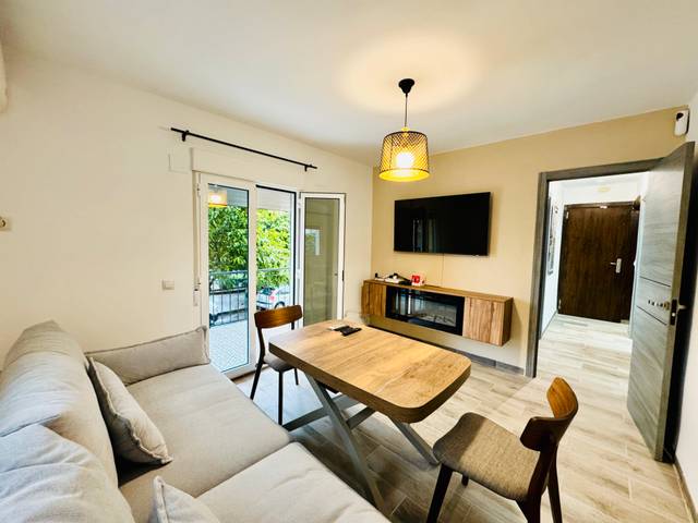 Piso en Alquiler en Plaza San Martín de Porres en Triana Este