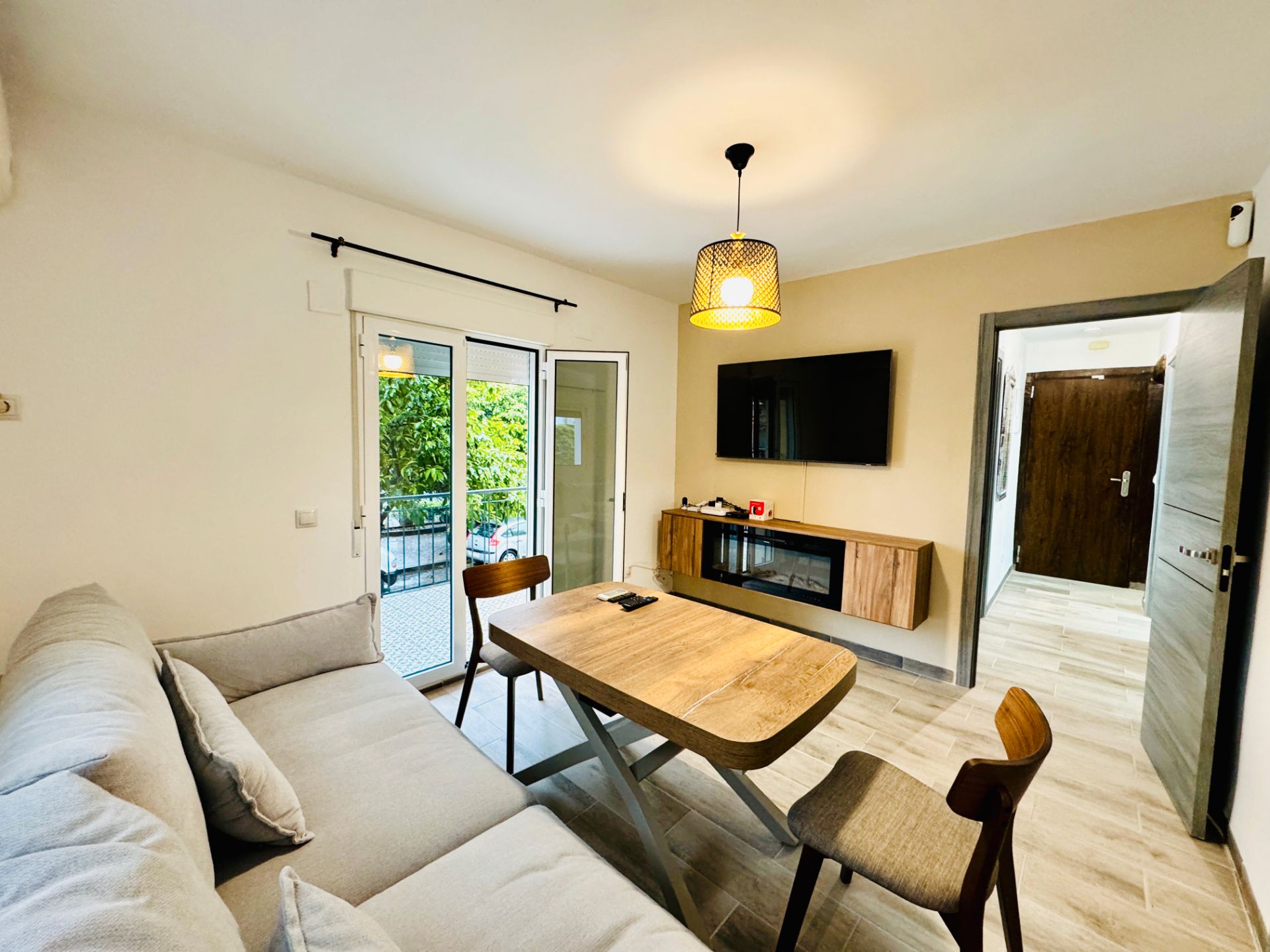 Living room of Flat to rent in  Sevilla Capital  with Air Conditioner, Heating and Terrace