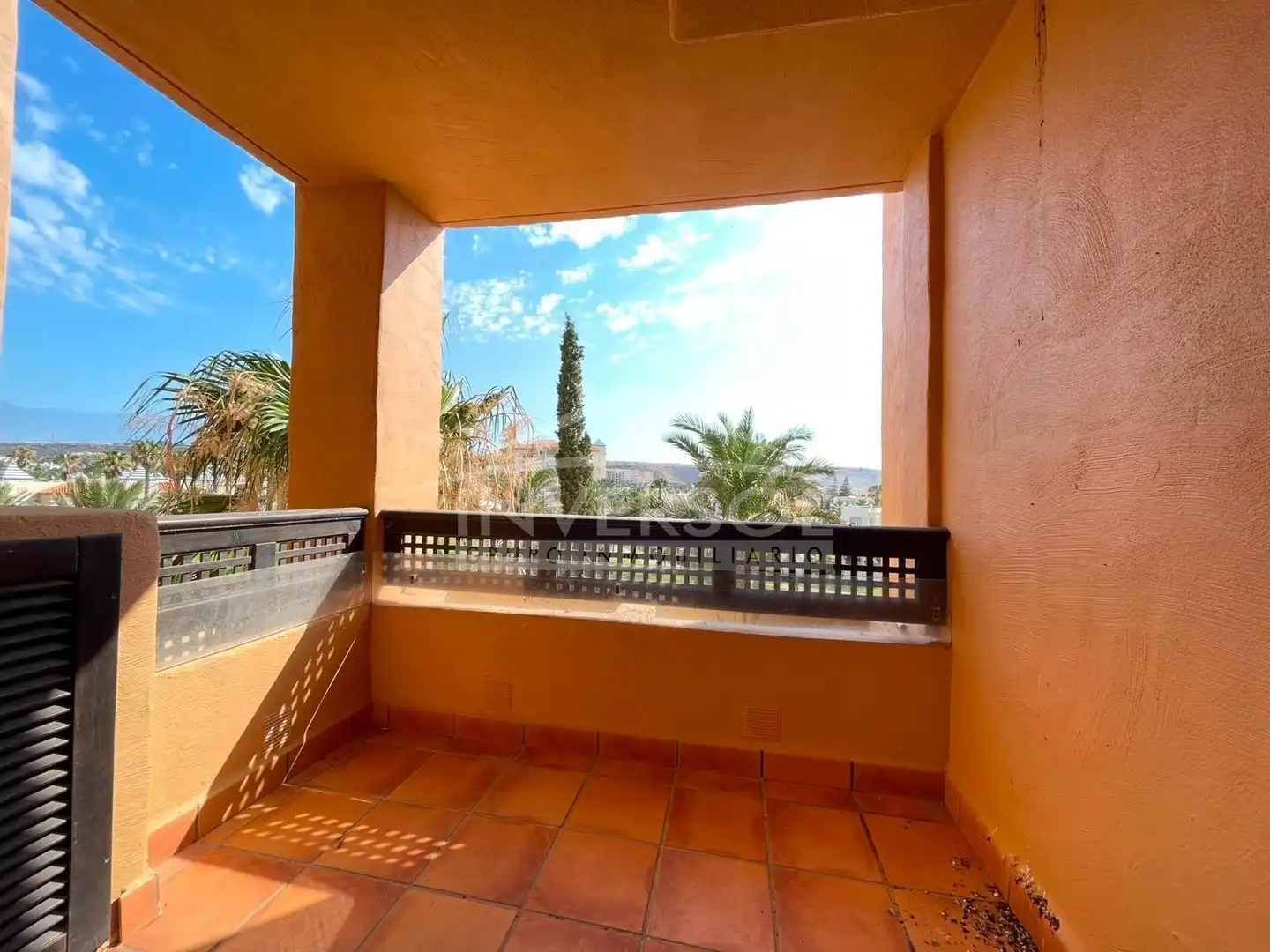 Vista exterior de Piso en venta en El Ejido con Terraza, Horno y Balcón