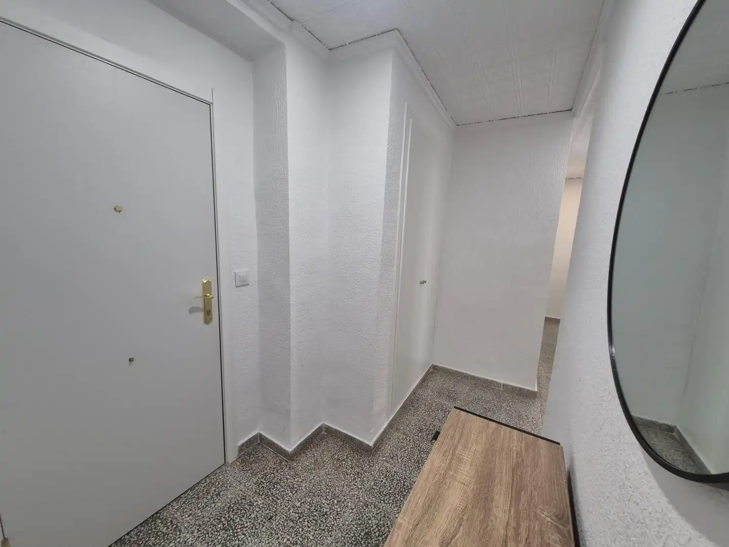 Flat for rent in Mislata  with Air Conditioner and Furnished