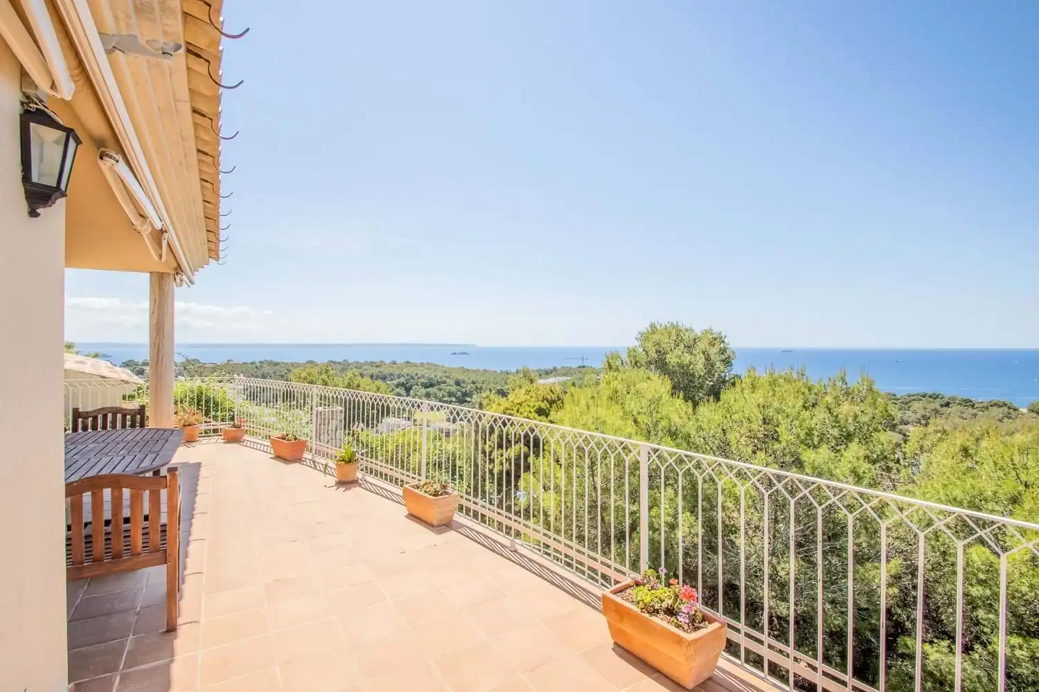 Terrace of Houses for sale in Calvià  with Air Conditioner, Terrace and Balcony