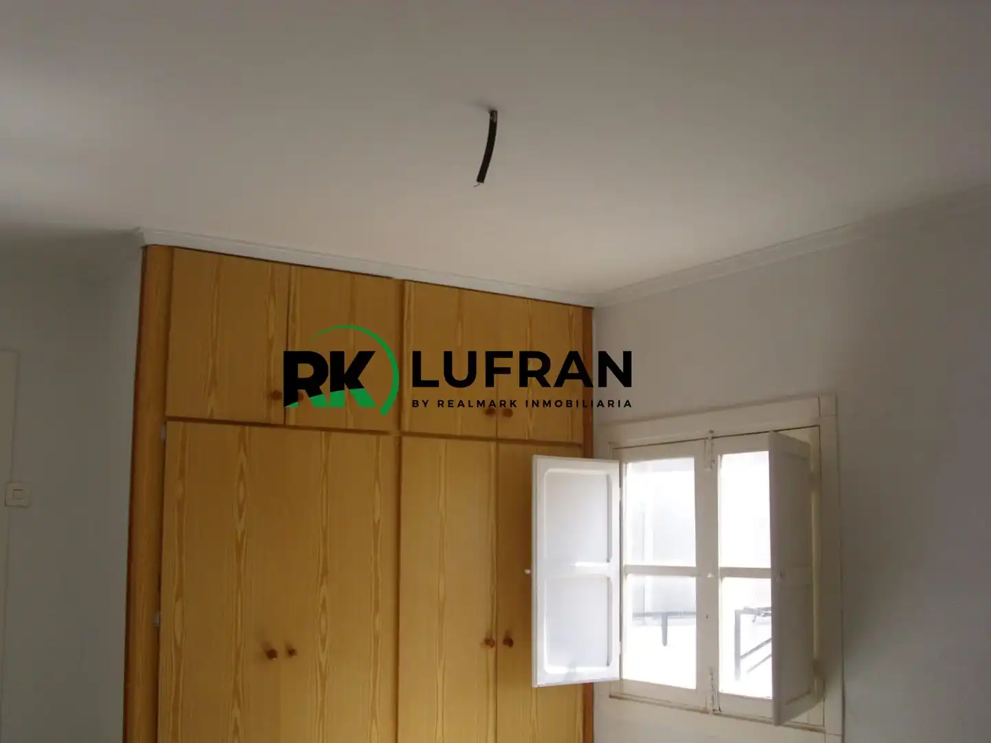Habitación de Piso en venta en Elda