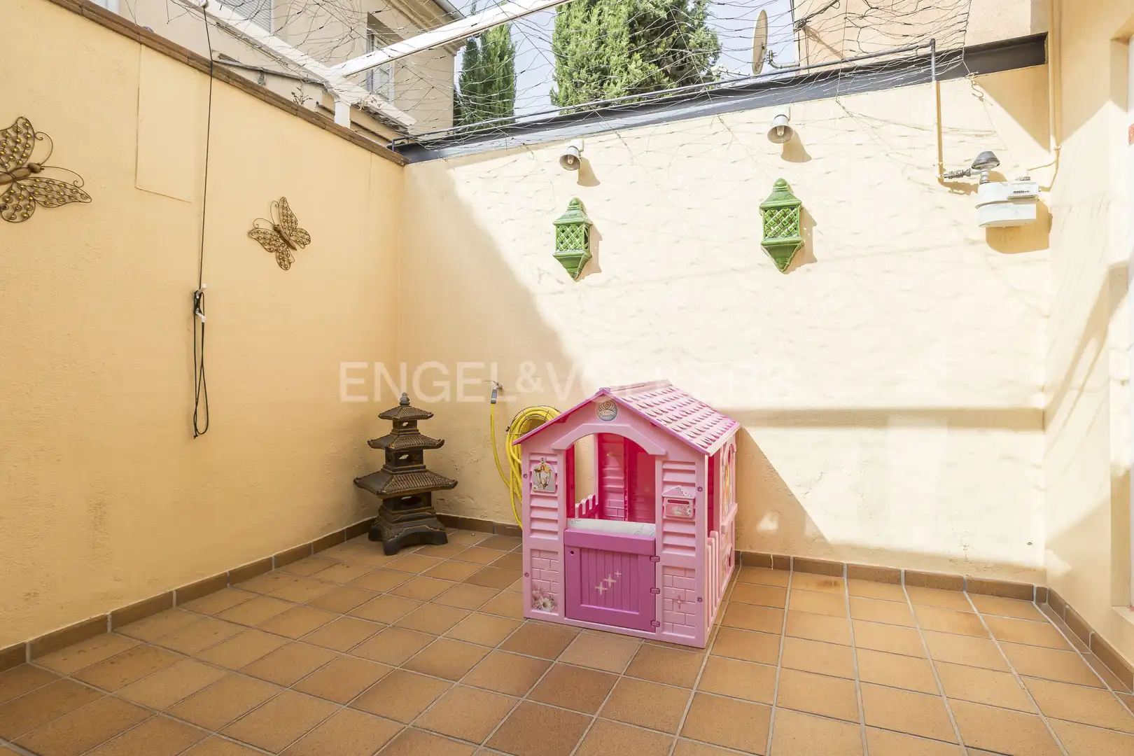 Terraza de Casa o chalet en venta en Madrid con Calefacción y Jardín privado