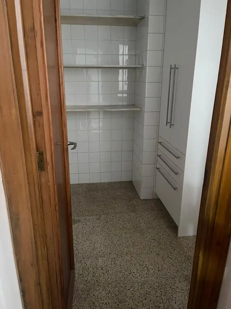 Cuina de Pis de lloguer en Granada amb Aire condicionat, Calefacció i Terrassa