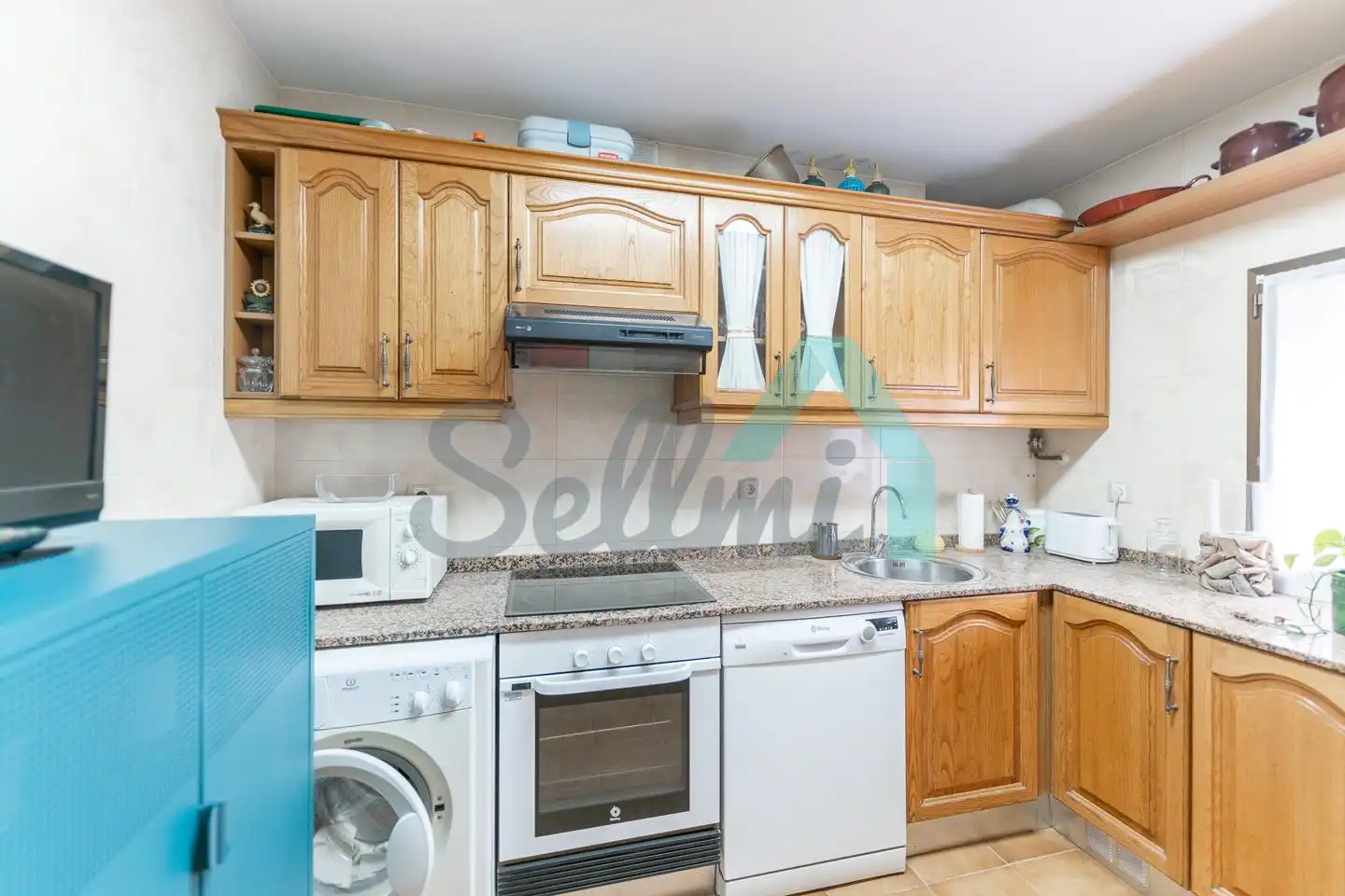 Cocina de Piso de alquiler en Gijón  con Calefacción y Amueblado