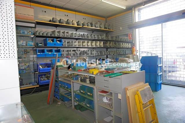 Nave industrial en Venta en Sant Pere