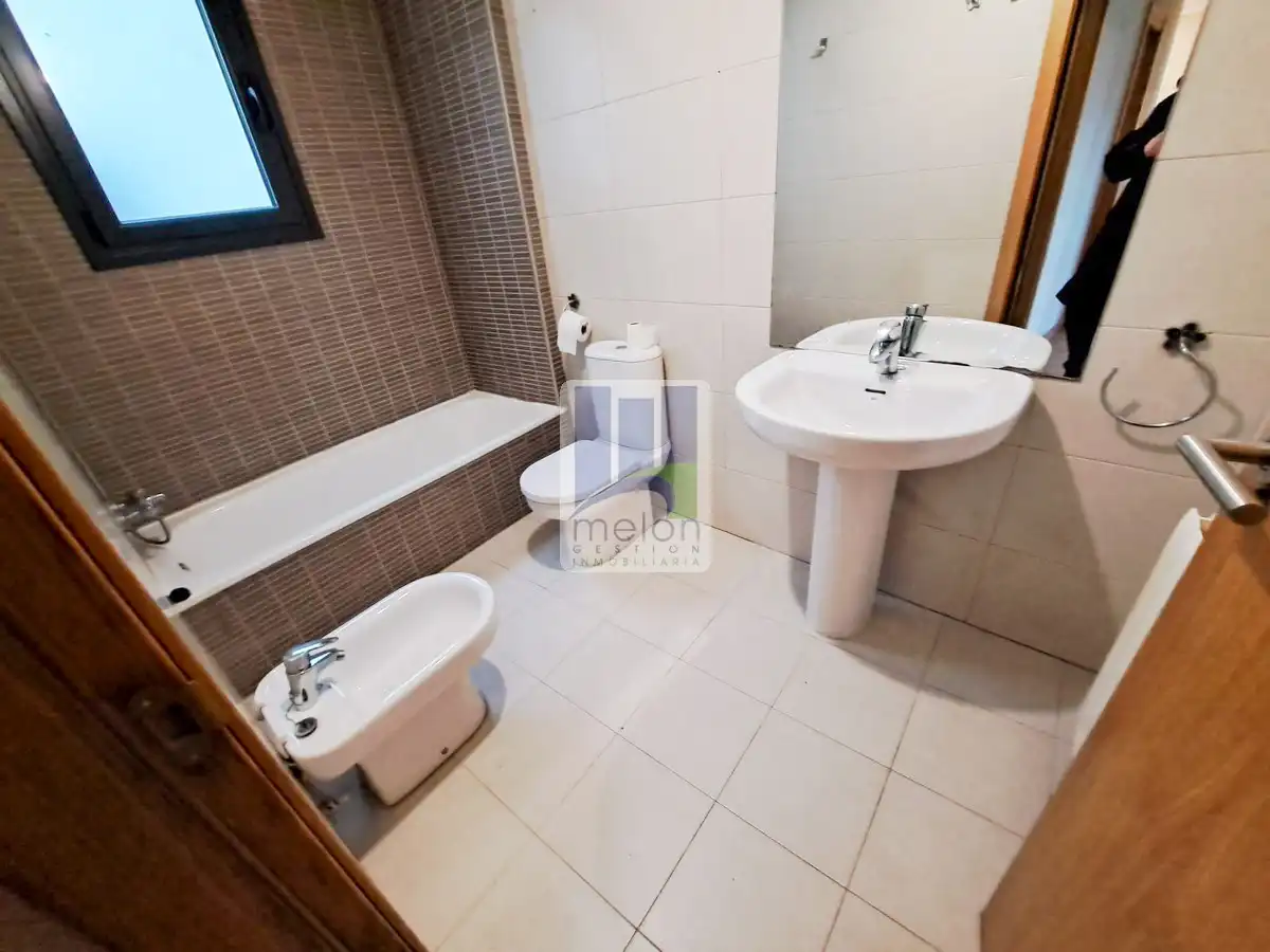 Baño de Piso en venta en Burgos con Trastero