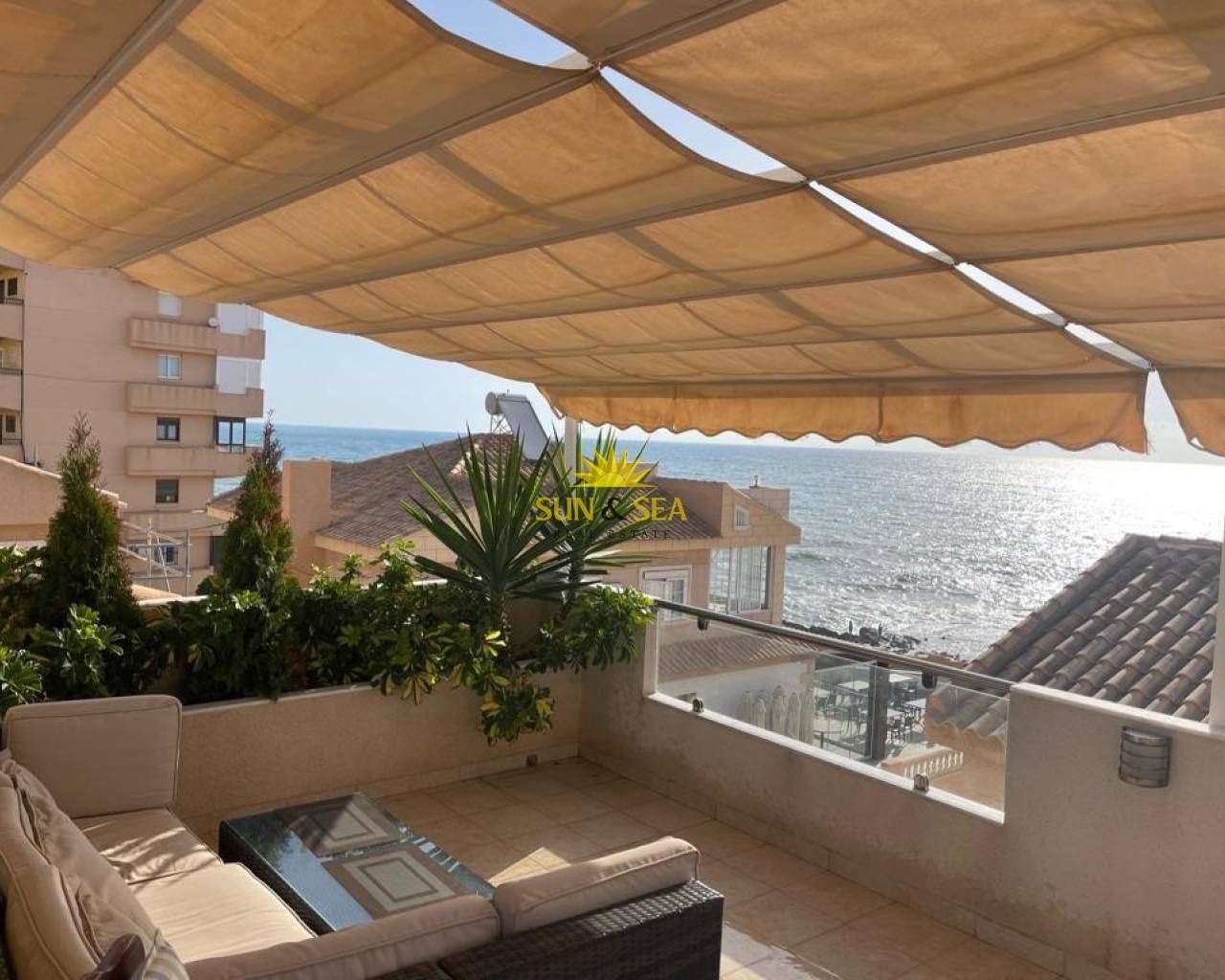 Terrassa de Casa adosada de lloguer en Torrevieja amb Aire condicionat, Calefacció i Terrassa
