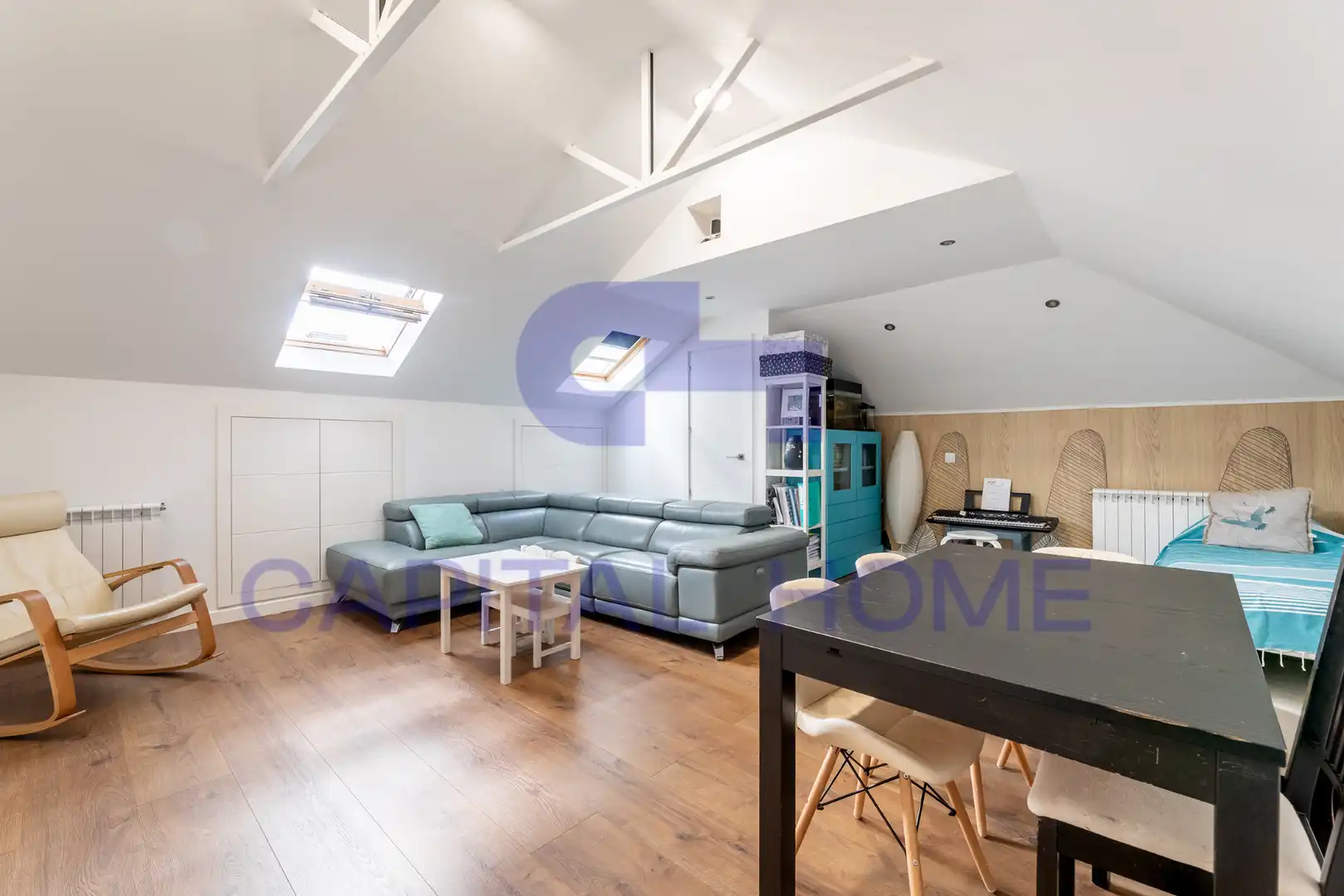 Living room of Duplexes for sale in Navalcarnero  with Air Conditioner, Heating and Furnished